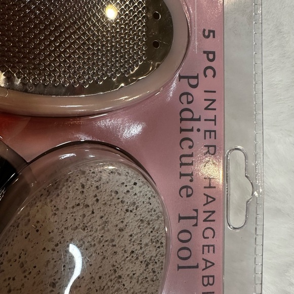 Revive Pink Pedicure Set - Picture 3 of 3